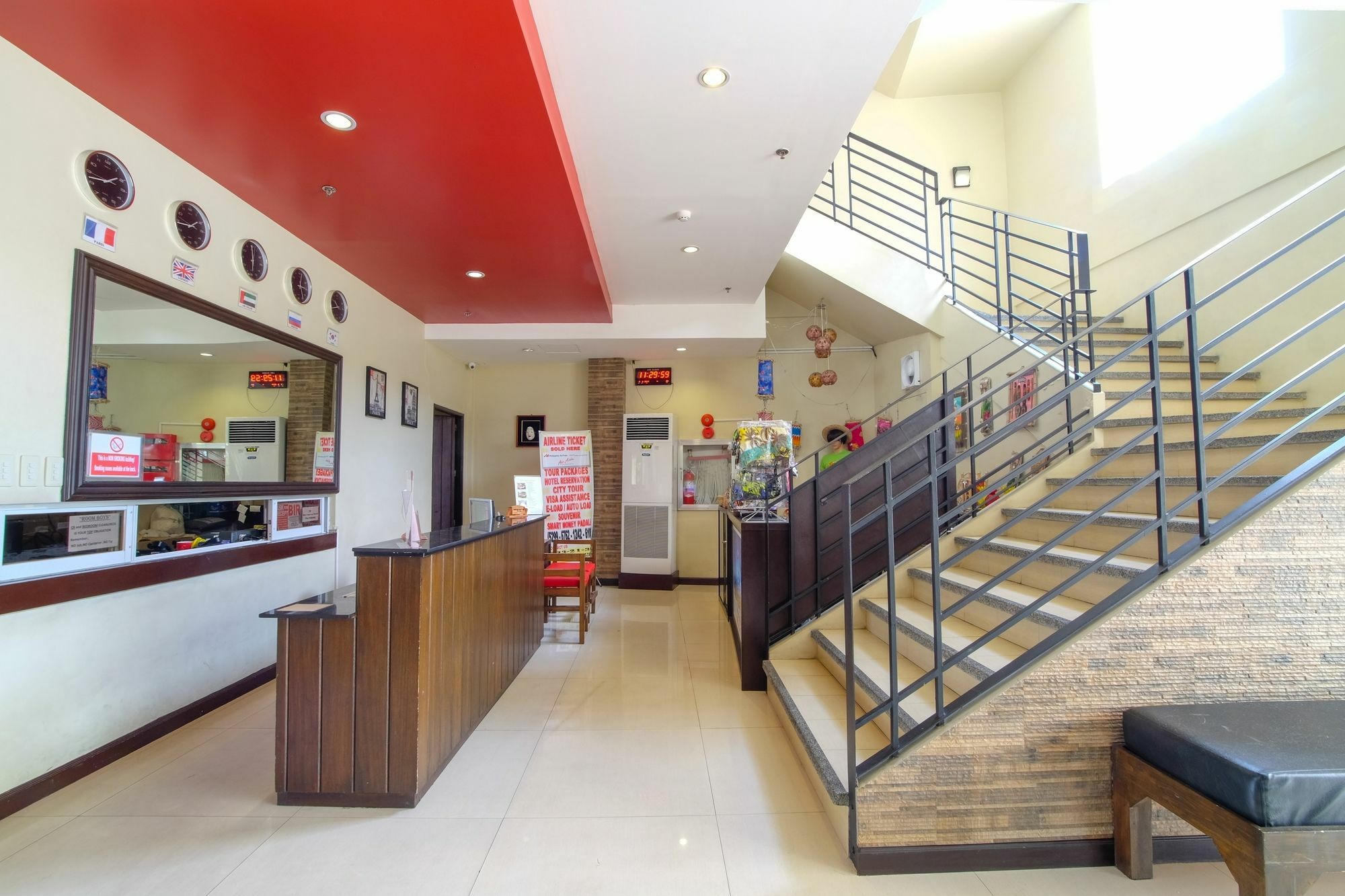 Zen Rooms Basic Aurora 帕赛 外观 照片